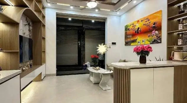 Siêu Phẩm Bạch Mai Ôtô Tránh 5M Sát Phố, Chợ–Kinh Doanh Lô Góc –Nhà Đẹp Mới Full Nội Thất.