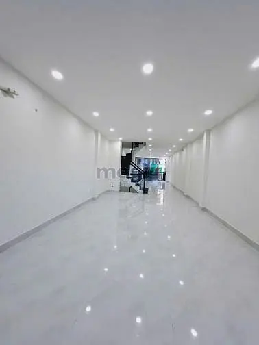 Giao Full Kính - Cư Xá Bắc Hải, Quận 10 - Có Thang Máy