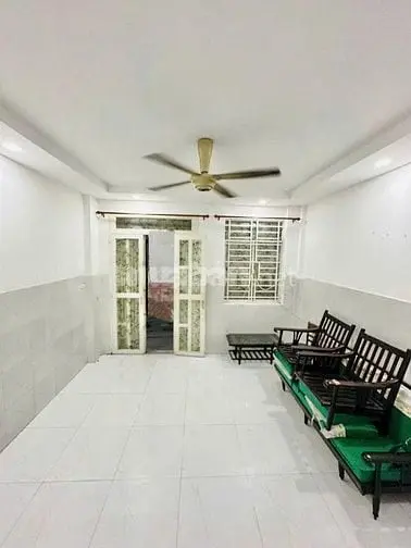 Nhà Nguyên Căn Hẻm Thông 6M, Dt: 3,5M X 10M, Gác Suốt