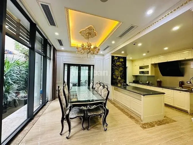 Chính Chủ Bán Biệt Thự 400M2,Vị Trí Đẹp,Giá Tốt,Lê Trọng Tấn- Bình Tân