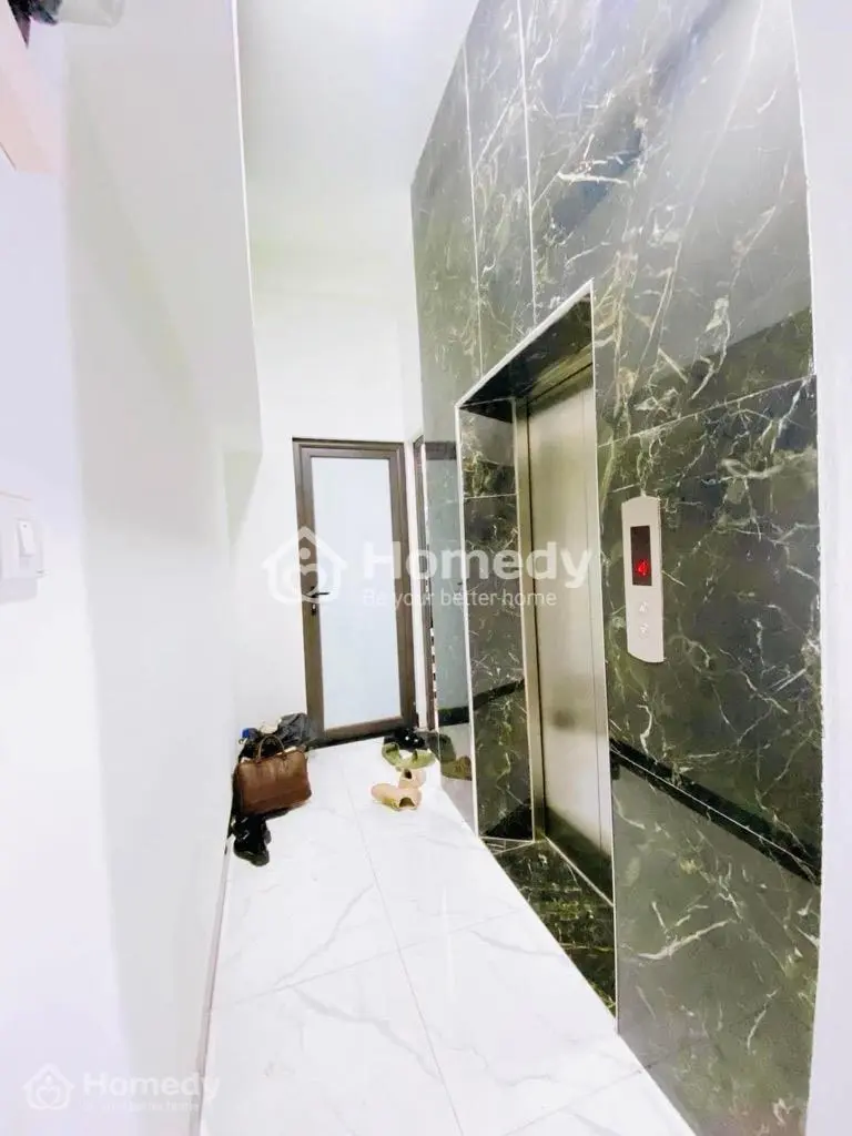 Bán Nhà Mặt Phố Nguyễn Trãi , 117M , Giá 17 Tỷ , Kinh Doanh Tấp Nập Ngày Đêm , Vỉa Hè Rộng