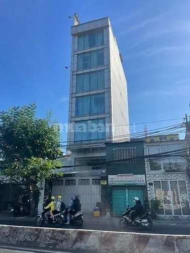 Bán Nhà Mặt Tiền Bến Vân Đồn.p6.Q4,Dt:4.2X21M,Giá: 23.5Tỷ( 5Lầu)