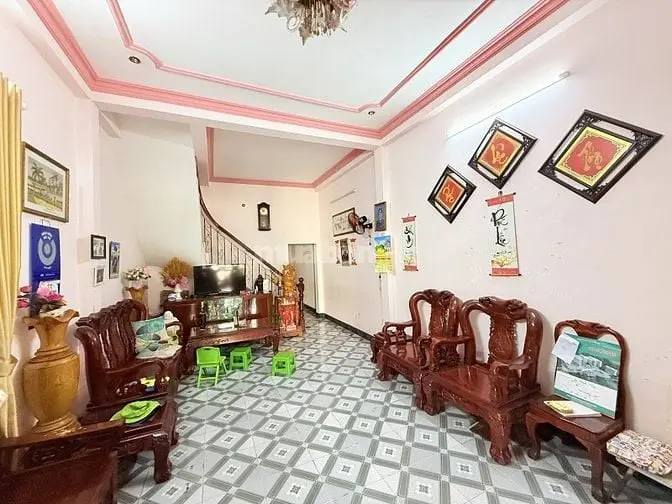 Nhà 2 Tầng, Đường Số 8, Linh Tây, 123M2, 17.5Tỷ.
