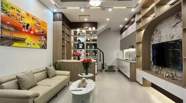 Siêu Phẩm Bạch Mai Ôtô Tránh 5M Sát Phố, Chợ–Kinh Doanh Lô Góc –Nhà Đẹp Mới Full Nội Thất.