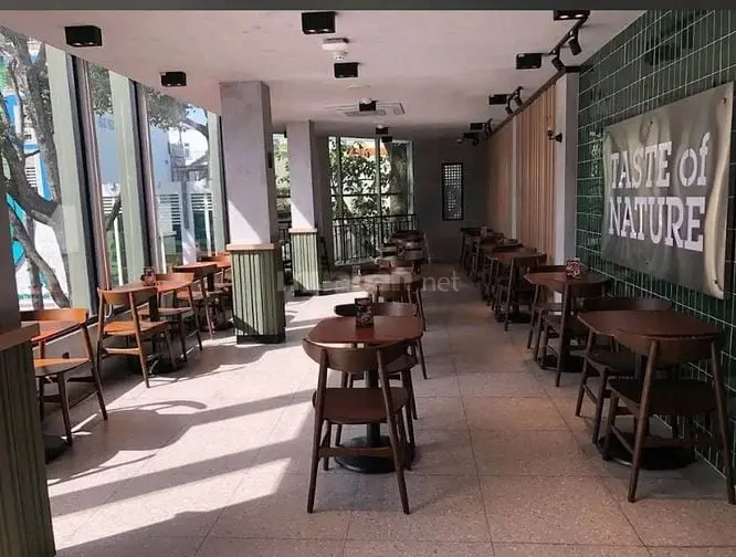 Cho Thuê Nhà Góc 2Mt Nguyễn Tri Phương, P.9, Quận 10 - 5,7X16M( 7 Tầng