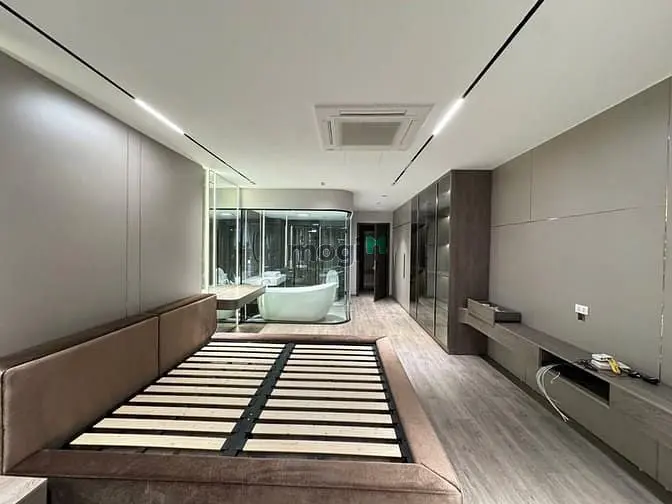 Bán Nhà Ngõ 560 Nguyễn Văn Cừ, 7 Tầng Thang Máy, Dt 60M2 - Mt 4.5M