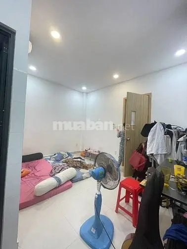 Cho Thuê Phòng Trọ Ở Hẻm 1034 Cmt8 (Gần Hoàng Sa), 20M2, Giá 4.5 Triệu