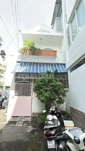 Bán Nhà 2 Mặt Hẻm, Xe Hơi Vào Tận Cửa, Đường Lê Quang Định, Phường 11,