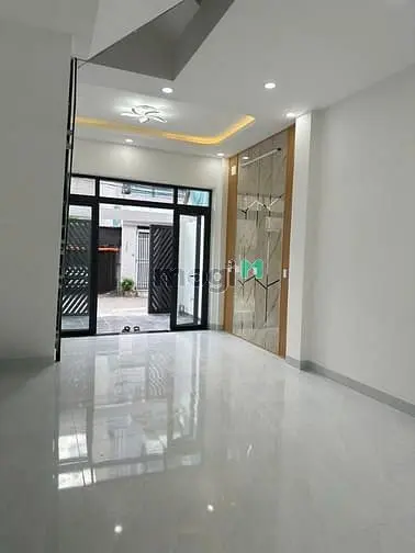 Bán Nhà 1 Trệt 2 Lầu Hẻm 47 Đường Trường Lưu. Phường Long Trường