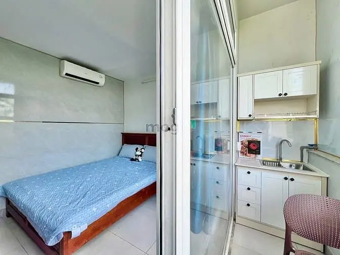 🌈 Studio Bancony Tách Bếp Đối Diện Trường Rmit