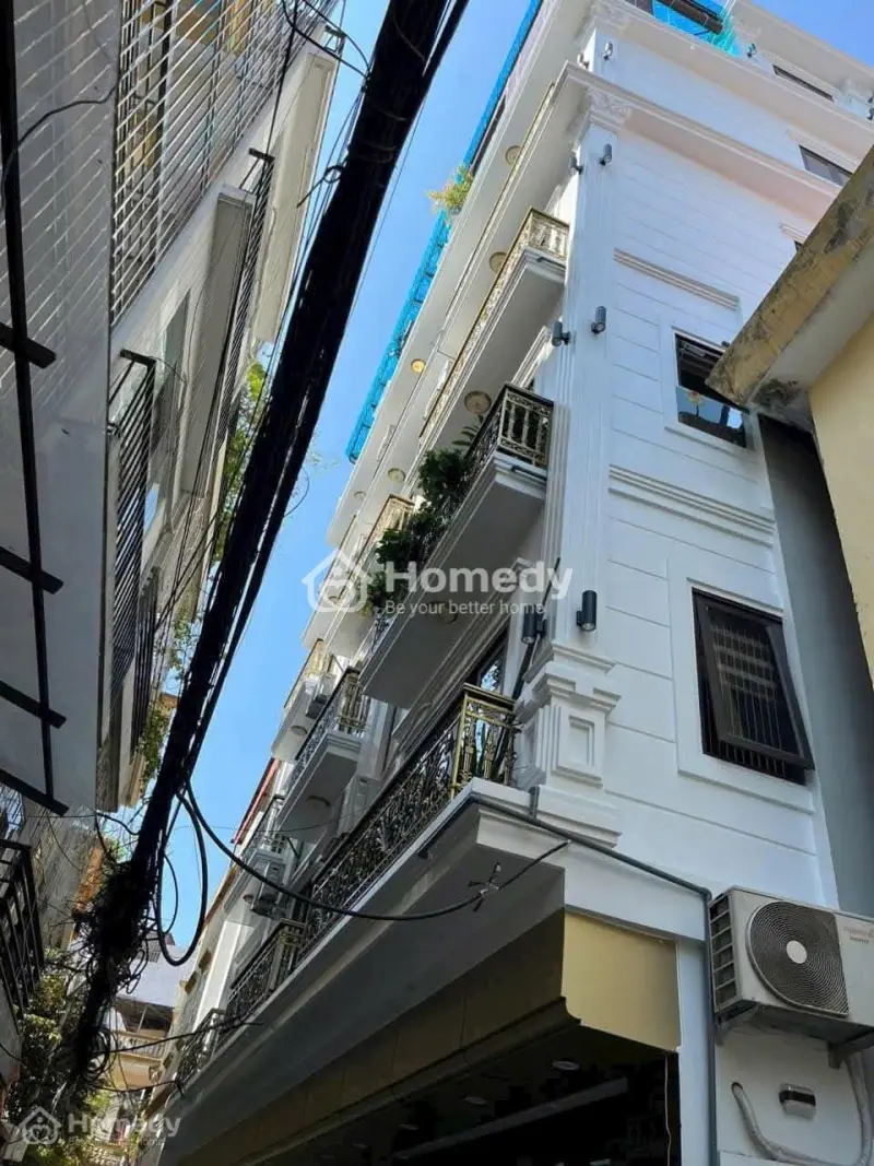 Bán Nhà Phố Yên Lạc, Dt 85 M2 X 8 Tầng Thang Máy, Ở Và Làm Việc Tốt!
