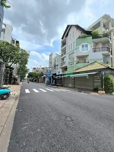 Cho Thuê Nhà Góc 2Mt Nguyễn Xuân Khoát- Tân Phú.dt 5X9- Trệt+ Gác