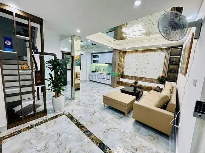 6014471 ảnh đại diện 1