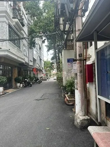 Chính Chủ Bán Nhà Dt 59M2X5 Tầng Ngõ 20Phố Nghĩa Đô Giá 24 Tỷ