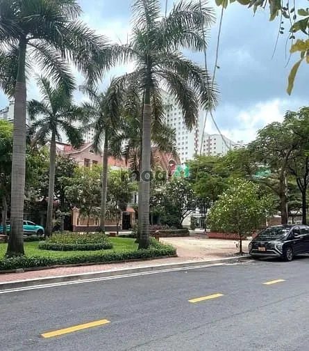 Biệt Thự Cao Lỗ– View Công Viên – Gần Aeon Mall Q.8 – Đh Công Nghệ Sg