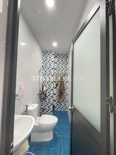 Cho Thuê Phòng Trọ Ở Hẻm 1034 Cmt8 (Gần Hoàng Sa), 20M2, Giá 4.5 Triệu