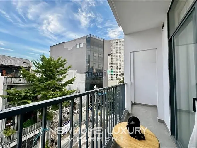 Cho Thuê Căn Hộ Studio Ban Công, Cửa Sổ Thoáng Ngay Sân Bay Tsn