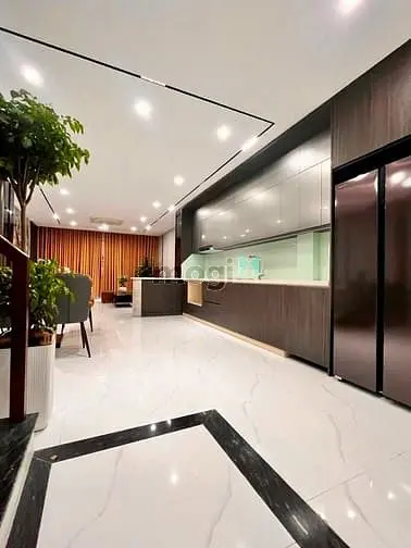 Bán Nhà Việt Hưng 6 Tầng Thang Máy, Lô Góc, Gara Oto, Dt 65M2 Mt 5M