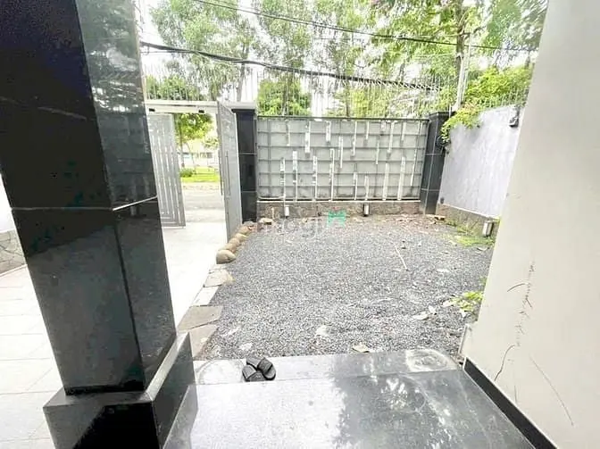 Nhà Khu Tên Lửa, 8X20 2 Lầu 4 Phòng Ngủ 5Wc, Gần Aeon Mall