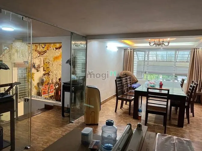 Bán Nhà Phố Dịch Vọng, Ngõ Oto, Lô Góc, 75M2 Giá 20,5 Tỷ