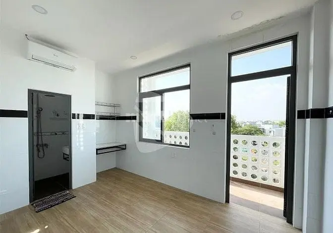 Cần Bán Gấp Căn Hộ Dịch Vụ Đường 49 Võ Văn Hát.