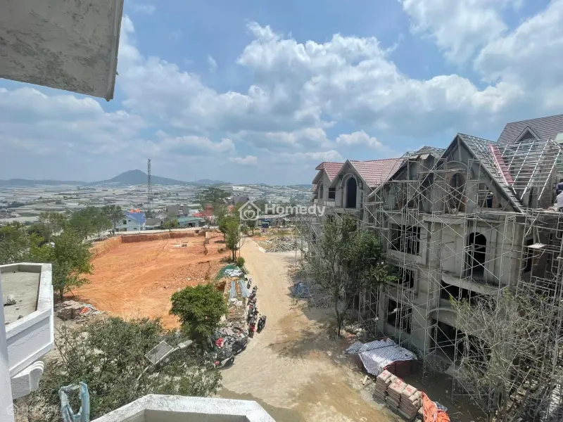 Mình Đang Xây Dựng Khu Biệt Thự Ở Đà Lạt Cần Bán