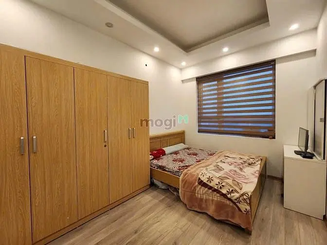 Chcc Screc Tower, Trường Sa, Q3: 73M2, 2P Ngủ + Có Nt Giá 13Tr/Th