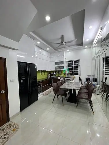 Bán Nhà Kim Đồng 50M Phân Lô Dân Xây, Ngõ Nông, 3 Bước Ra Phố