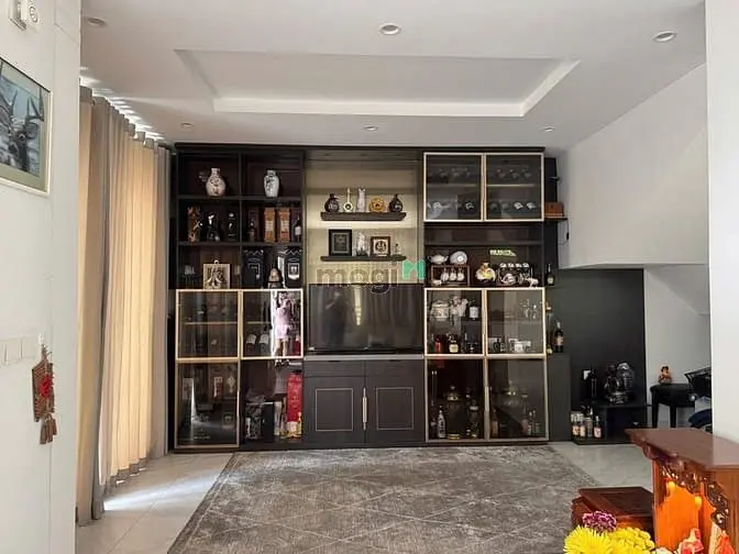 Bán Biệt Thự Ngang 10M Đường Liên Phường Dt180M2- Giá 25 Tỷ- Shr