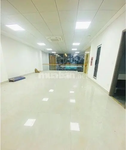 Siêu Phẩm Cho Thuê Nhà Góc 2Mt 31/2 Hoàng Hoa Thám, P 13, Q.pn