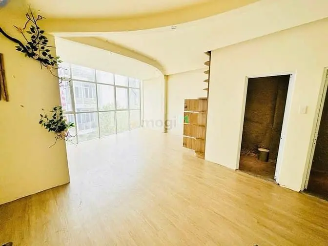 Cho Thuê Nhà Sát Sân Bay - Đường Hồng Hà - Quận Tân Bình