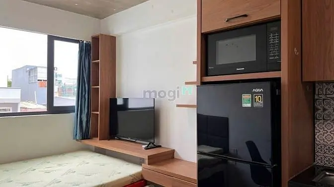 Studio Sv Cửa Sổ To Gầntdt-Rmit-Lotte Q4Q1Q8 Fnt Cao Cấp Giá Rẻ Còn Tl