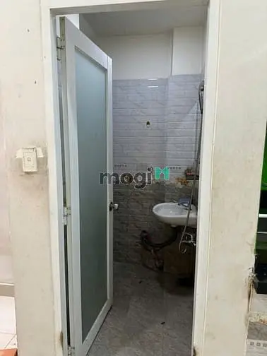 Cho Thuê Nhà 1 Trệt 2 Lầu, Hẻm Bờ Bao Tân Thắng, Quận Tân Phú Chỉ 11Tr