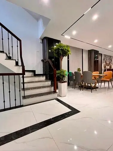 Bán Nhà Việt Hưng 6 Tầng Thang Máy, Lô Góc, Gara Oto, Dt 65M2 Mt 5M