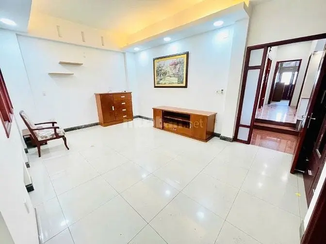 Siêu Phẩm Nhà Mới Đẹp Khu Văn Phòng – Đường Nguyễn Minh Hoàng - Tb