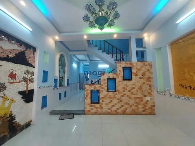 Cho Thuê Nhà Hẻm Xe Hơi 5M - 80M2 - 2 Tầng, 4Pn, Nguyễn Duy Trinh, Q9