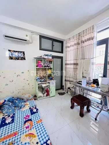 Bán Nhà Trần Khắc Chân, Phú Nhuận, 23M2, 2 Lầu, 4,65 Tỷ