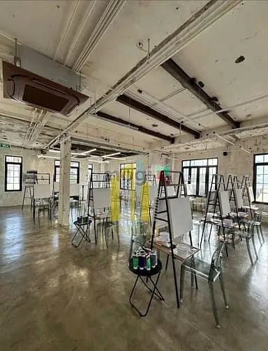 Cho Thuê Biệt Thự Mặt Tiền Ngã Tư Xuân Thủy - Vị Trí Đẹp Giá 390 Triệu