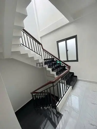 Nhà Sắp Hết Hđ, (8.6X17M 3 Lầu), Hxt 106/5A Lạc Long Quân Q11
