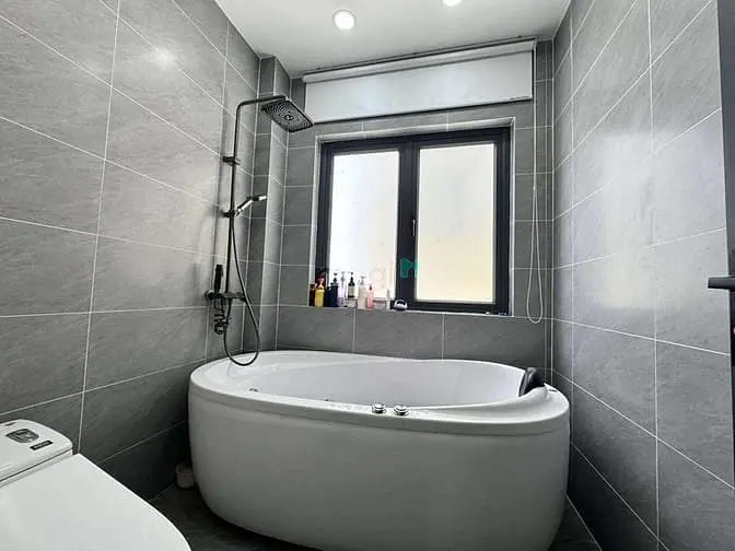 Bán Nhà 50M² Kdc Đào Tông Nguyên, Giá 6.15 Tỷ, Giáp Quận 7, Sổ Hồng