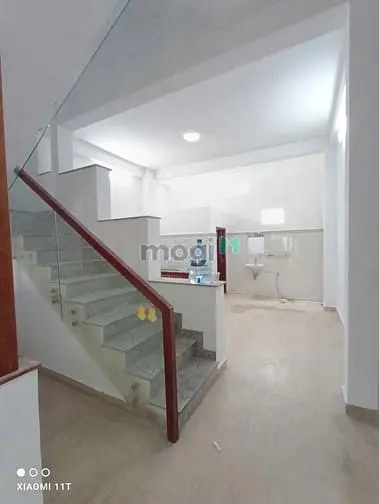 Nhà 1 Trệt 2 Lầu, Dt Đất 80M2 Hẻm 463 Đường Kha Vạn Cân, Linh Đông Tđ