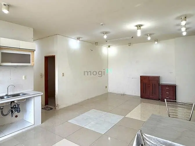 Căn Góc 83M2 Hoàng Kim 7.5Tr/Tháng Ban Công Thoáng Mát, An Ninh