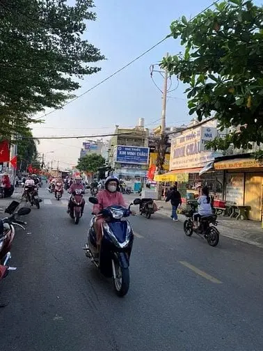 Nhà Mặt Tiền Kinh Doanh 4 Tầng Nguyễn Văn Quá, Quận 12, 7,1X37M
