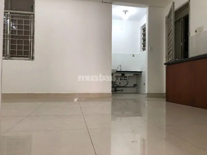 Chung Cư Nguyễn Kim Lo R Lầu 2 (Thang Bộ)50M 2Pn 1Vs