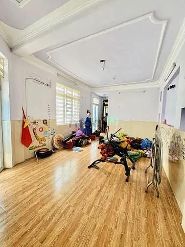 Ni Sư Huỳnh Liên Đường 10M 6 Tầng Thông Suốt Chỉ 12.5 Tỷ Thương Lượng