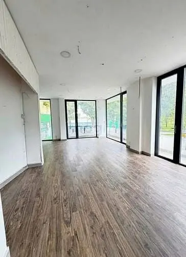 Cho Thuê Spa Góc 2Mt Võ Thị Sáu, Q1. Dt: 10X6M =200M2- Kc: Trệt 2 Lầu
