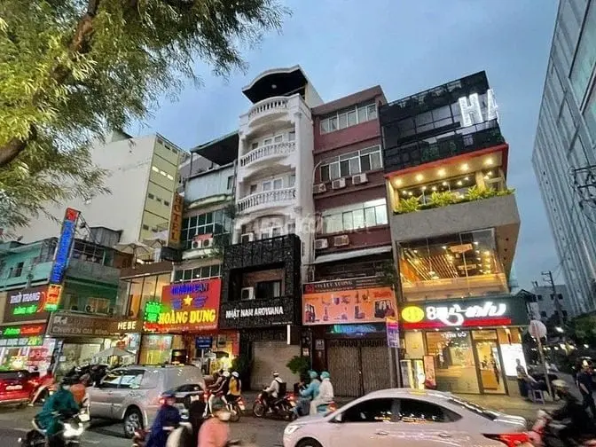Bán Nhà Mặt Tiền Đường Sư Vạn Hạnh, P12, Q10, Dt 4,5*17M, 4Tầng