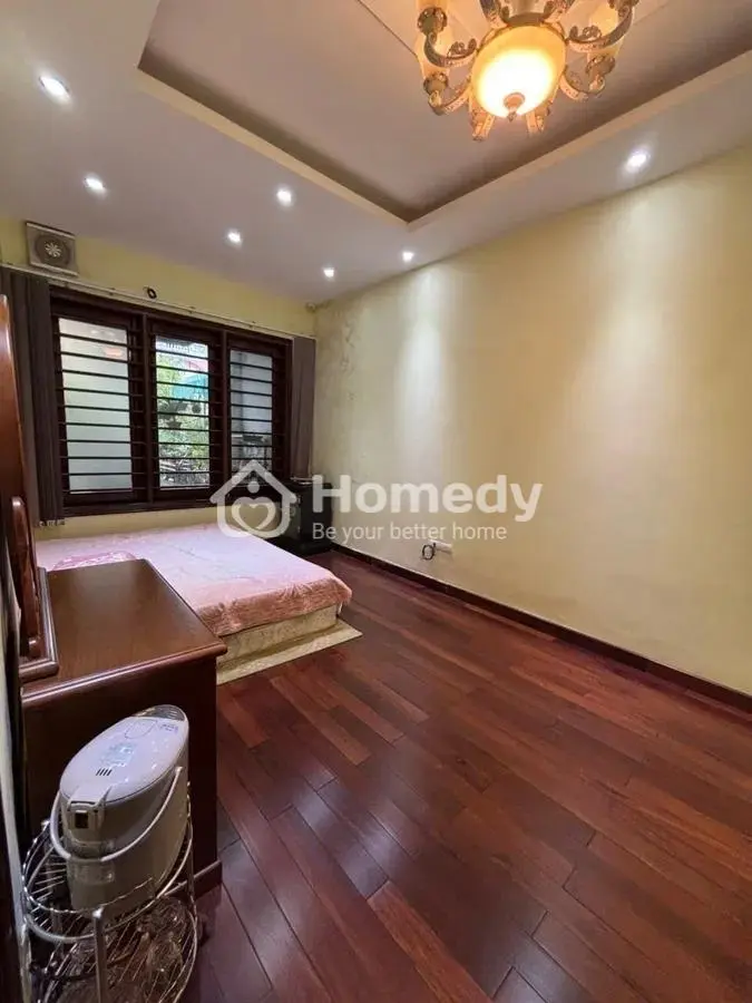 Bán Nhà 4 Tầng Ngọc Hồi, 46M2, Giá 5.65 Tỷ, Gần Ô Tô Tránh