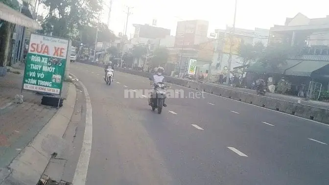 💥💥💥Bán Nhà Mặt Tiền Đặng Thúc Vịnh Khu Vực Kinh Doanh Sầm Uất. Giá