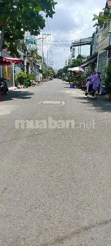 Cho Thuê Xưởng 200M2 Đường Xe Tải Lớn Thông Thoáng